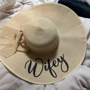 Elegant Beige Wifey Sun Hat with Bow